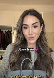 Tamara Rocha's Instagram, Twitter & Facebook