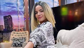 Dinar dan fero juga sempat bermesraan saat berjoget tiktok. Dikabarkan Dekat Dinar Candy Bongkar Status Hubungannya Dengan Fero Walandouw