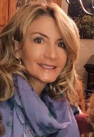 Anne Forth's Instagram, Twitter & Facebook