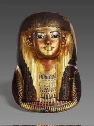 The top 9 most powerful women in history. 1. Cleopatra 2. Hatshepsut 3.  Mary, Mother of Jesus 4. Aisha bint Abi Bakr 5. Wu Zetian 6. Elizabeth I 7.  Rani Lakshmibai 8. Sarah 9. Khadijah bint Khuwaylid