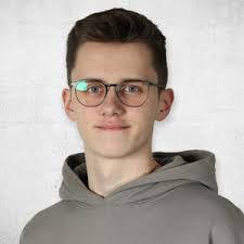 Robin Schulte's Instagram, Twitter & Facebook