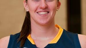 Canton's Colleen Moriarty nets 1,000th point at UMass-Dartmouth