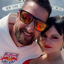 Advice please? Van battery keeps dying, thought we sorted the drain out...  She jumps fine then runs but dies quickly again. Got a charger