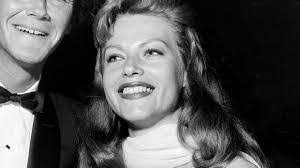 June Nelson's Instagram, Twitter & Facebook