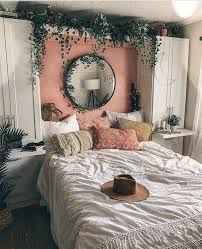 Boho chic style is perfect for teenage girls and young women who appreciate the cozy feel of small rooms. 44 Elegant Boho Bedroom Decor Ideas For Small Apartment Cool Dorm Rooms Aesthetic Bedroom Bedroom Decor