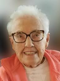 Gladys Winona De Vries Obituary April 30, 2023