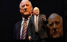 Ovation Volume 30, Number 1 (October/November 2022) by Royal Manitoba  Theatre Centre