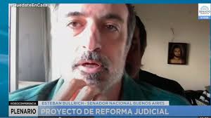 Esteban josé bullrich (buenos aires, 26 de mayo de 1969) es un informático y político argentino. Esteban Bullrich Tuvo Un Doble Virtual Y En Las Redes Se Multiplicaron Los Memes Tn