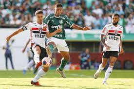 Pelo segundo e derradeiro jogo da decisão do campeonato paulista, são paulo e palmeiras medem forças neste domingo (23), no morumbi, às 16h (horário de brasília). Palmeiras E Sao Paulo Empatam Sem Gols No Primeiro Classico