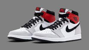 Jordan mens air 1 low light smoke grey 553558 039 size. Air Jordan 1 Retro High Og White Black Light Smoke Grey Varsity Red 55508 Sole Collector