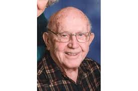 Earl Christensen Obituary (1926