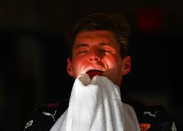 Verstappen wygrał z Hamiltonem po gorącej końcówce!