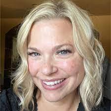 Kathy Westervelt's Instagram, Twitter & Facebook