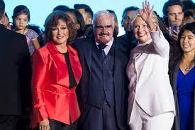 Maybe you would like to learn more about one of these? Actress And Singer Angelica Maria From Left Mexican Music Legend Vicente Fernandez And Democratic Presidential Nominee Hillary Clinton Pose For Photos During An Unscheduled Stop To A Hillary Fo Las
