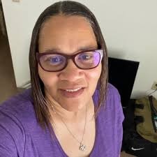 Threw out 1st pitch at St. Louis Cardinals vs. Washington Nationals game.  What a way to honor certificate and medal recipients of The Congressional  Award which provides opportunities for young…