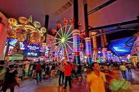 Walau bagaimanapun penantian anda itu tidak akan terhenti begitu sahaja kerana anda masih boleh bersuka ria dan berlibur di kawasan pusat peranginan itu. Panaskan Badan Di Taman Tema Indoor Skytropolis Funland Genting Highland Libur