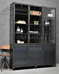unieke industriele stalen apothekerskast bij old basics old basics apothekerskast kast industrieel onder kast