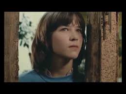 En 1982, vic, son personnage dans la boum 2, succombait aux yeux turquoises de. Sophie Marceau La Boum Vic Youtube