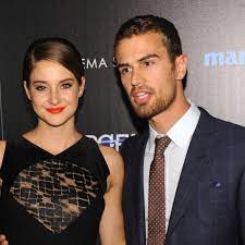 Details and photos of her exes here. Shailene Woodley Kussubungen Mit Theo James Bunte De