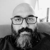 Salim Farhat's Instagram, Twitter & Facebook