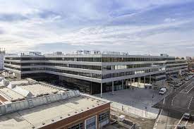 The audi forum ingolstadt is a building complex owned by audi ag, located at their largest operation center in ingolstadt. Audi Ingolstadt Building H6 Lindner Group