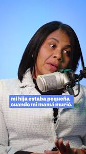 Un 9 de abril de 1921 nació Marion Webster, bioquímica  canadiense-estadounidense, que fue la primera científica en aislar el  antígeno Vi de la fiebre tifoidea determinando también su estructura. En  1958 publicó