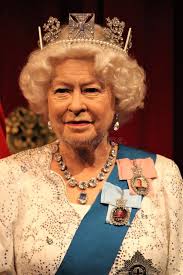 Photos de Figure De Cire Reine Elizabeth Ii