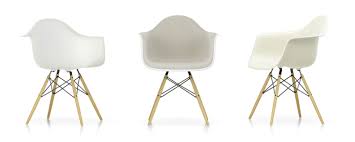 Eames molded plastic armchair, wire base designed by charles and ray eames $495.00 buy in monthly payments with affirm on orders over $50. Vitra Eames Plastic Armchair Daw