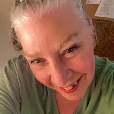 elaine margolin (@sharkiegirloldl)