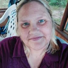 Kaye Larson Wurm (rockfestqueen)」のプロフィール｜Pinterest