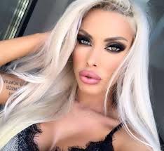 Loredana chivu, voluptoasă și cu sânii descoperițí. Loredana Chivu Are Cei Mai Mari Sani Din Showbiz Am Trecut De La 800 La 1 050 Yve Ro