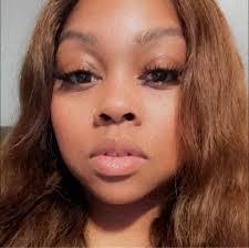 Makia Thomas's Instagram, Twitter & Facebook