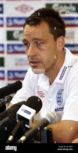 English player john terry hi-res stock photography and images
