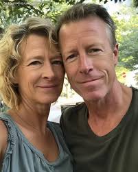 MY EX-HUSBAND GOT OUR HOUSE, CAR, AND ALL OUR MONEY AFTER THE DIVORCE — I  LAUGHED BECAUSE THAT WAS EXACTLY WHAT I'D PLANNED. My marriage with Mike  was done way before we