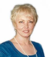 Donna Pelletier's Instagram, Twitter & Facebook