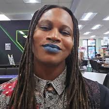 A mother is facing backlash for wearing a robe and a towel wrapped around  her head to drop off her kids at school. Is this right?