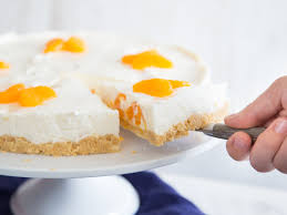 Wenn Mandarinen Zum Star Deiner Philadelphia Torte Werden Rezept Philadelphia Torte Philadelphia Torte Rezept Kuchen Ohne Backen