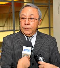 ALFREDO FERNANDES: CAFÉ DA MANHÃ PARA IMPRENSA NA POLÍCIA .CIVIL