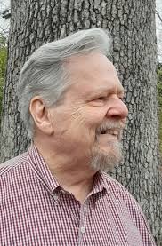 What is the meaning of the dome building in the Lynchburg city logo?