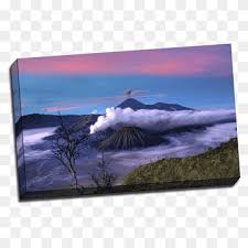 Di sisi sebelah tenggara, mahameru menjulang menembus awan memenuhi titik fokus mata, karena selain puncaknya, hanya awan yang terlihat membentang di leher mahameru. Gunung Semeru Gunung Bromo Ranu Kumbolo Gunung Pananjakan Kanvas Persegi Panjang Bingkai Foto Indonesia Png Pngwing