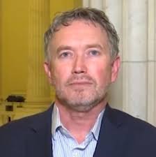 Jake Earl (@_jakeearl_)