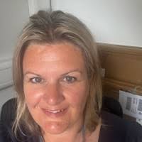 4700+ "(holdsworth)" profiles