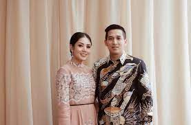 Anindia yandirest ayunda or better known as nindy ayunda (born 10 january 1989) is a singer from indonesia. Mendadak Beda Sikap Mantan Art Nindy Ayunda Saya Bohong Karena Tertekan Matamata Com