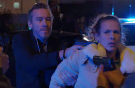 Cette vidéo est lue depuis un appareil chromecast, pour reprendre la lecture sur cette page. Marc Very Prend En Otage Lucie Sandra Arretee Et Sylvain Sauve Demain Nous Appartient 24 01 2019 Demain Nous Appartient Nouveautes Tele Com