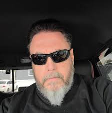 Has anyone replaced the fuel tank in a 6.4 Hemi?