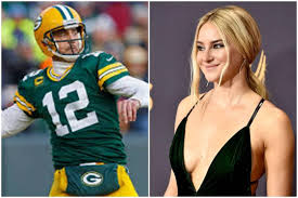 Jun 03, 2021 · packers' matt lafleur says aaron rodgers will 'hopefully' show at mandatory minicamp 0 shares green bay packers head coach matt lafleur couldn't guarantee that disgruntled quarterback aaron rodgers would be present for next week's mandatory veteran minicamp, instead saying he's hopeful that rodgers will show. The Fault In Our Stars Actress Shailene Woodley To Tie Knot With Football Player Aaron Rodgers Ibtimes India