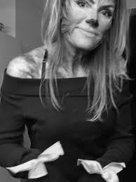 Dame Un Crrr: La Parodia Musical Más Divertida