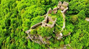 Castelul din carpați al lui jules verne se află în țara hațegului #istoriiascunse @tvr timişoara. Cetatea Colt Castelul Din Carpati Go Hunedoara
