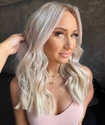 Emma Timberlake's Instagram, Twitter & Facebook