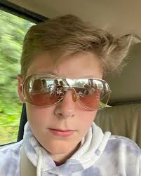 It was the first time we went back to Hawaii to not work (mostly :)… Had a  great time with the fam and friends! Such a beautiful, fun and amazing  place. DM